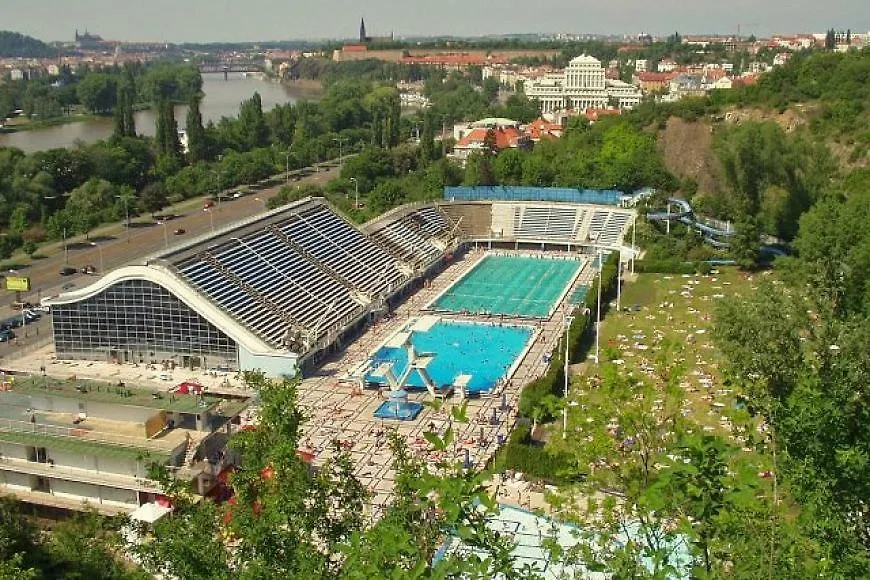 Flat 18 Minutes From Vaclavske Namesti Praga