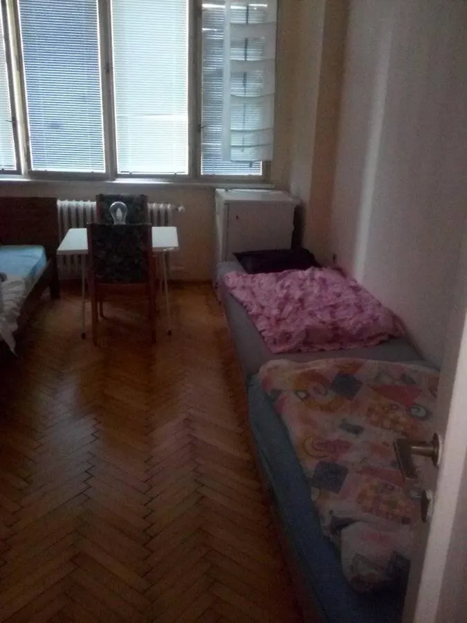 Flat 18 Minutes From Vaclavske Namesti Prag Pansiyon